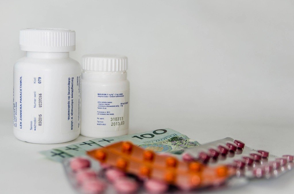 Plan Aggressively for Healthcare Costs (Image Credits: Rawpixel)