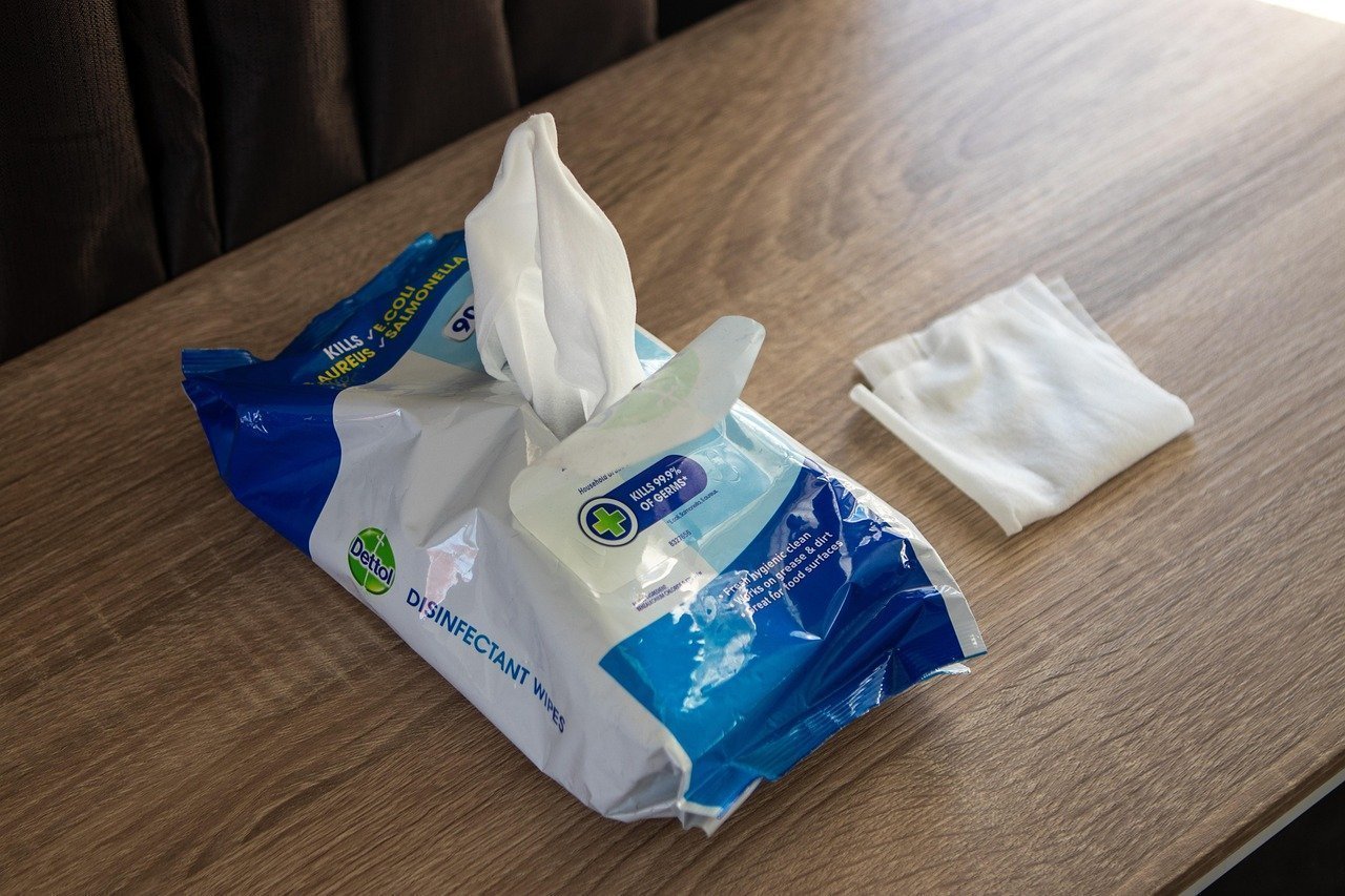 8. Disinfectant Wipes (Image Credits: Pixabay)