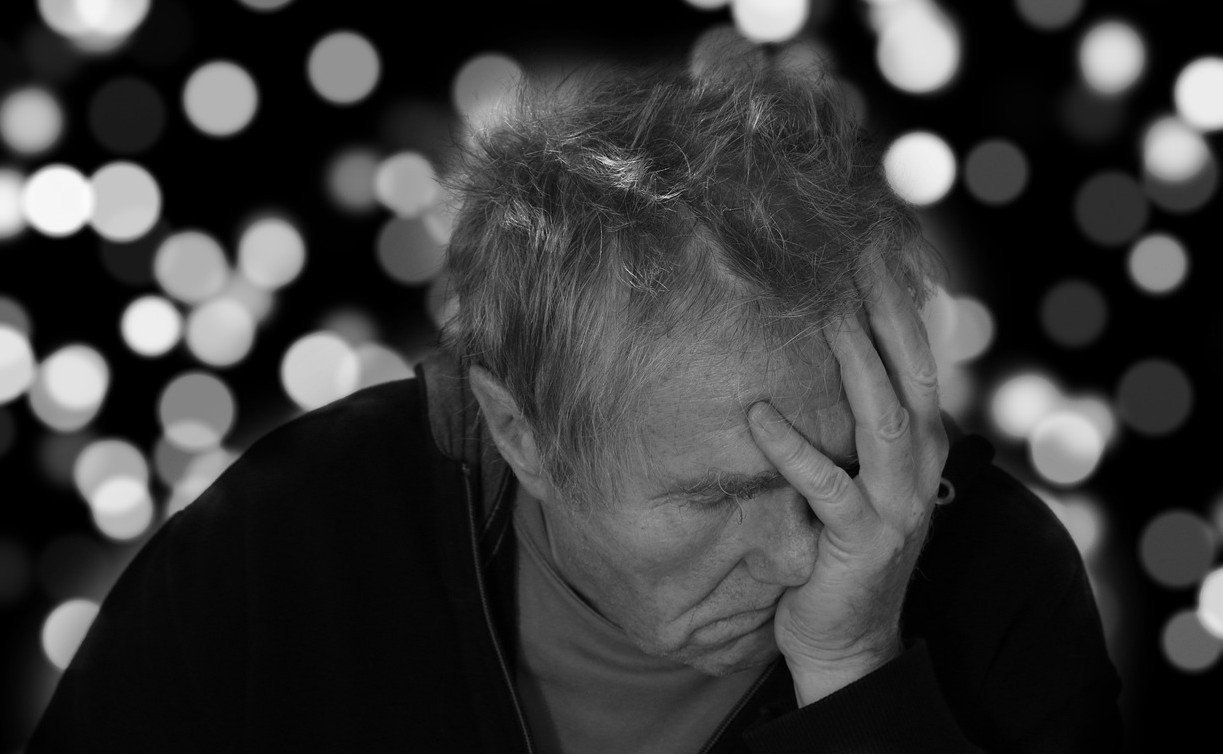 Why 70 Is the Magic Age - The Science Behind Delayed Credits (Image Credits: Pixabay)