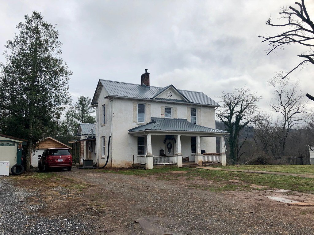 8. Homeownership Is Core to Boomer Identity (Image Credits: Flickr)