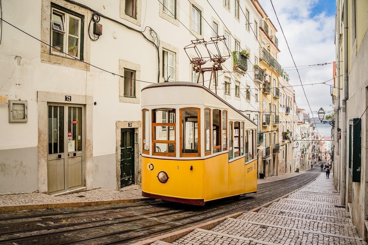 Portugal: Europe's Most Beloved Retirement Destination (Image Credits: Pixabay)