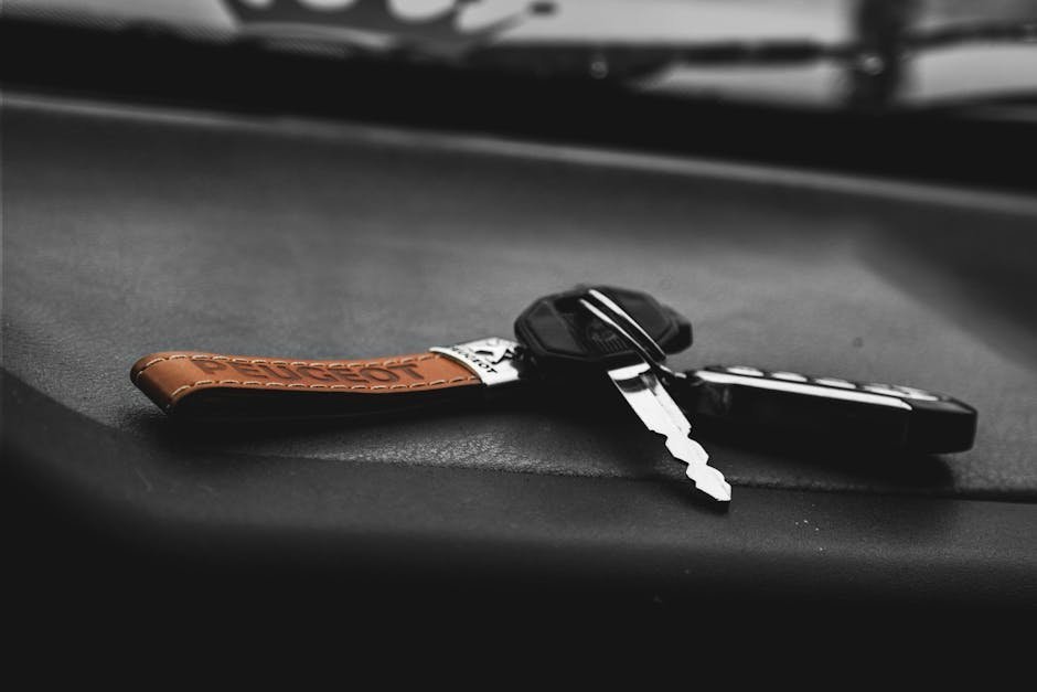 10. The Absence of a Keychain: What Nothing Attached Actually Tells You (Image Credits: Pexels)