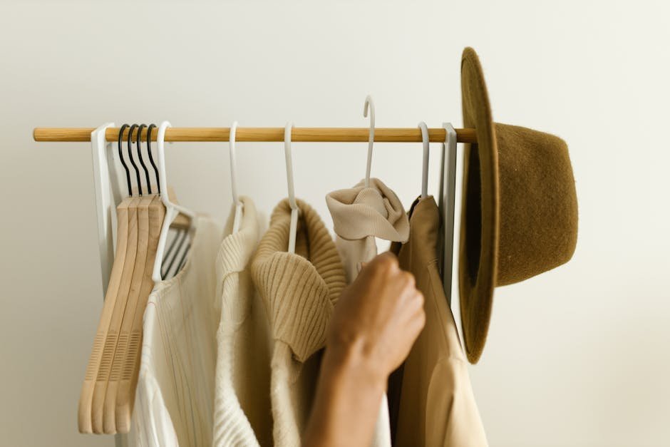 2. Fast Fashion and Trendy Throwaway Clothing (Image Credits: Pexels)