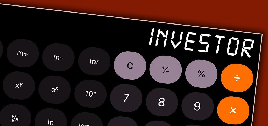 7. They Have No Coherent Investment Strategy (CreditDebitPro, Flickr, CC BY 2.0)