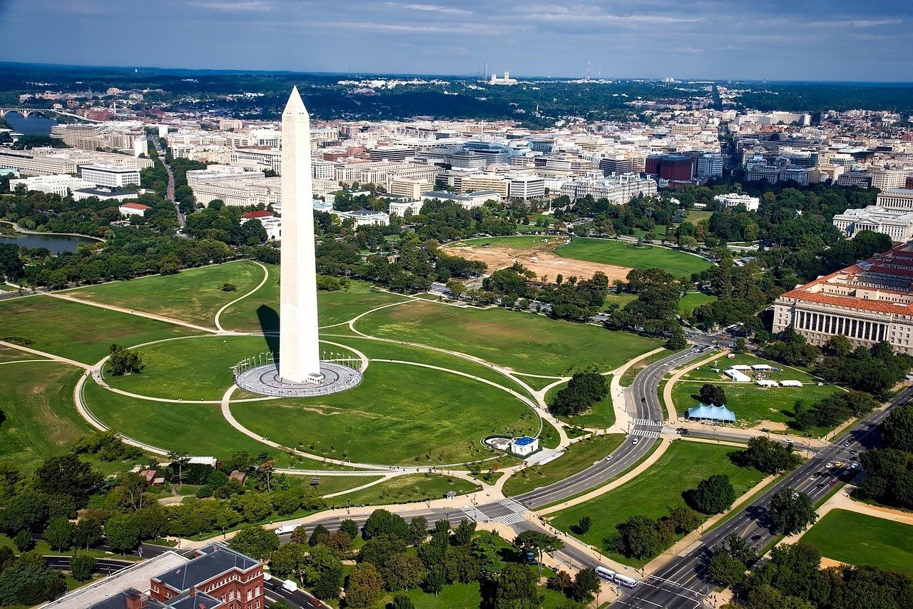 8. Washington, D.C. - Government Town With Private-Sector Prices (Image Credits: Pixabay)