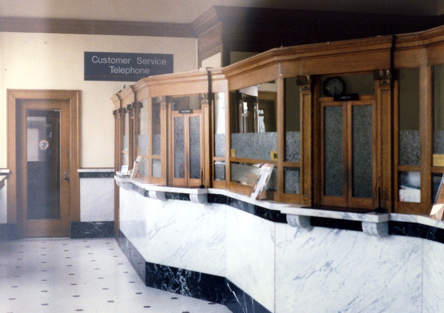 4. Whether the Transaction Amount Crosses the $10,000 Reporting Threshold (By inkknife_2000 (7.5 million views +), CC BY-SA 2.0)