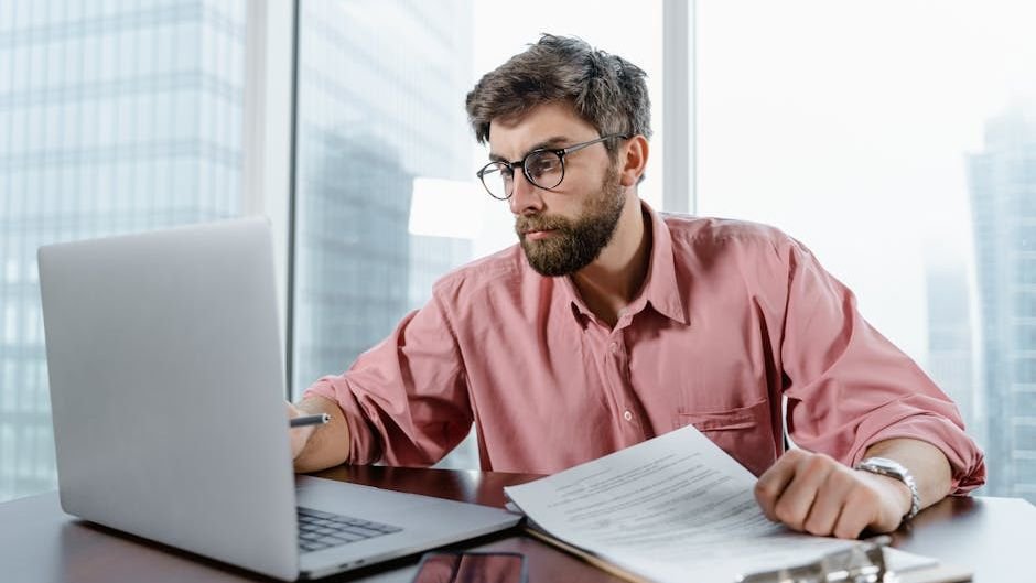 11 Things Your Bank Teller Notices About Your Finances the Moment You Hand Over a Check